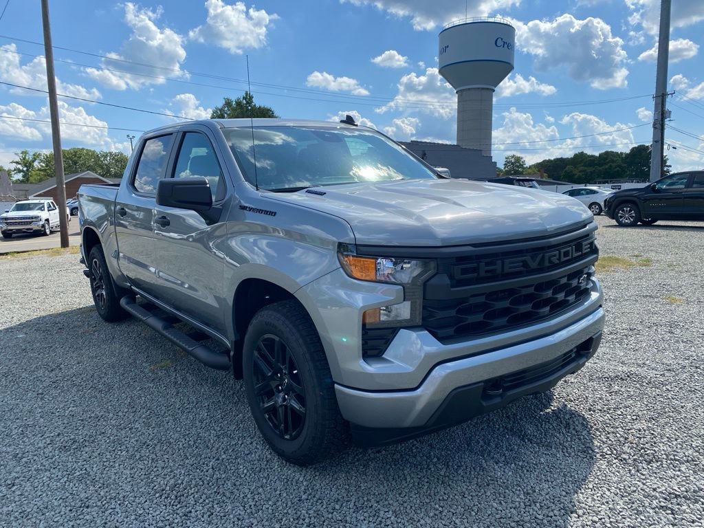 New 2025 Chevrolet Silverado 1500 Custom w/ Turbomax Blackout Package