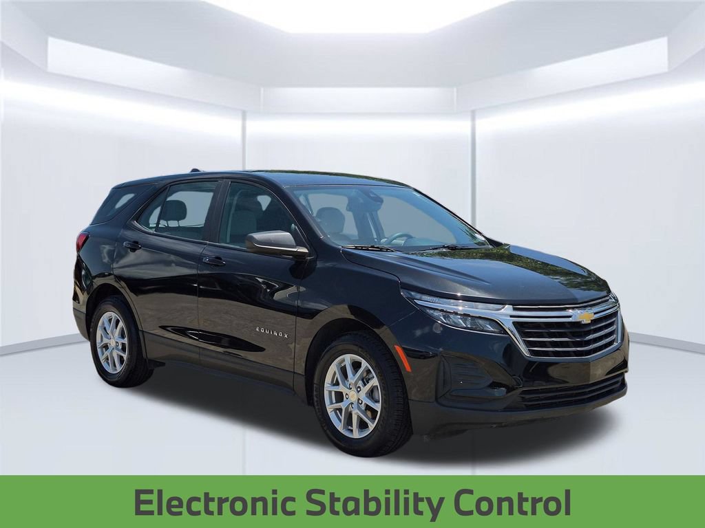 Used 2023 Chevrolet Equinox LS FWD image 9