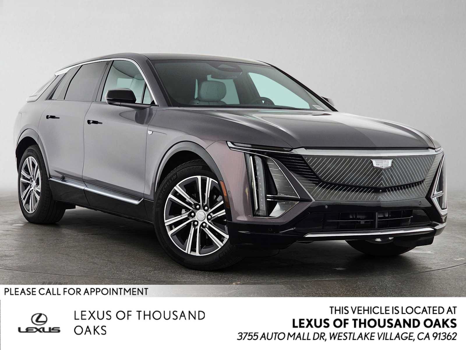 Used 2025 Cadillac Lyriq Luxury AWD/4WD image 1