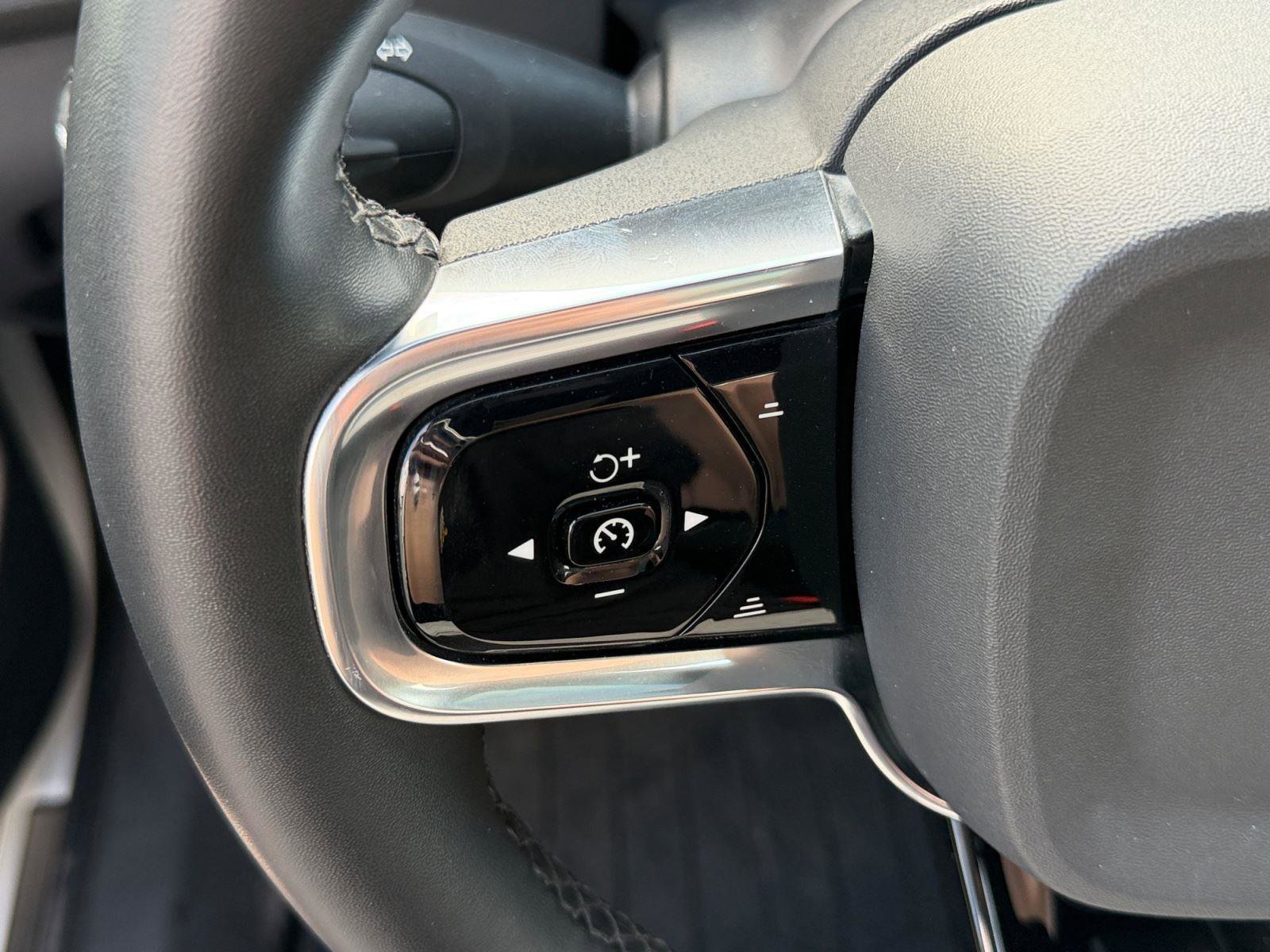 Used 2022 Polestar Polestar 2 w/ Plus Package image 27