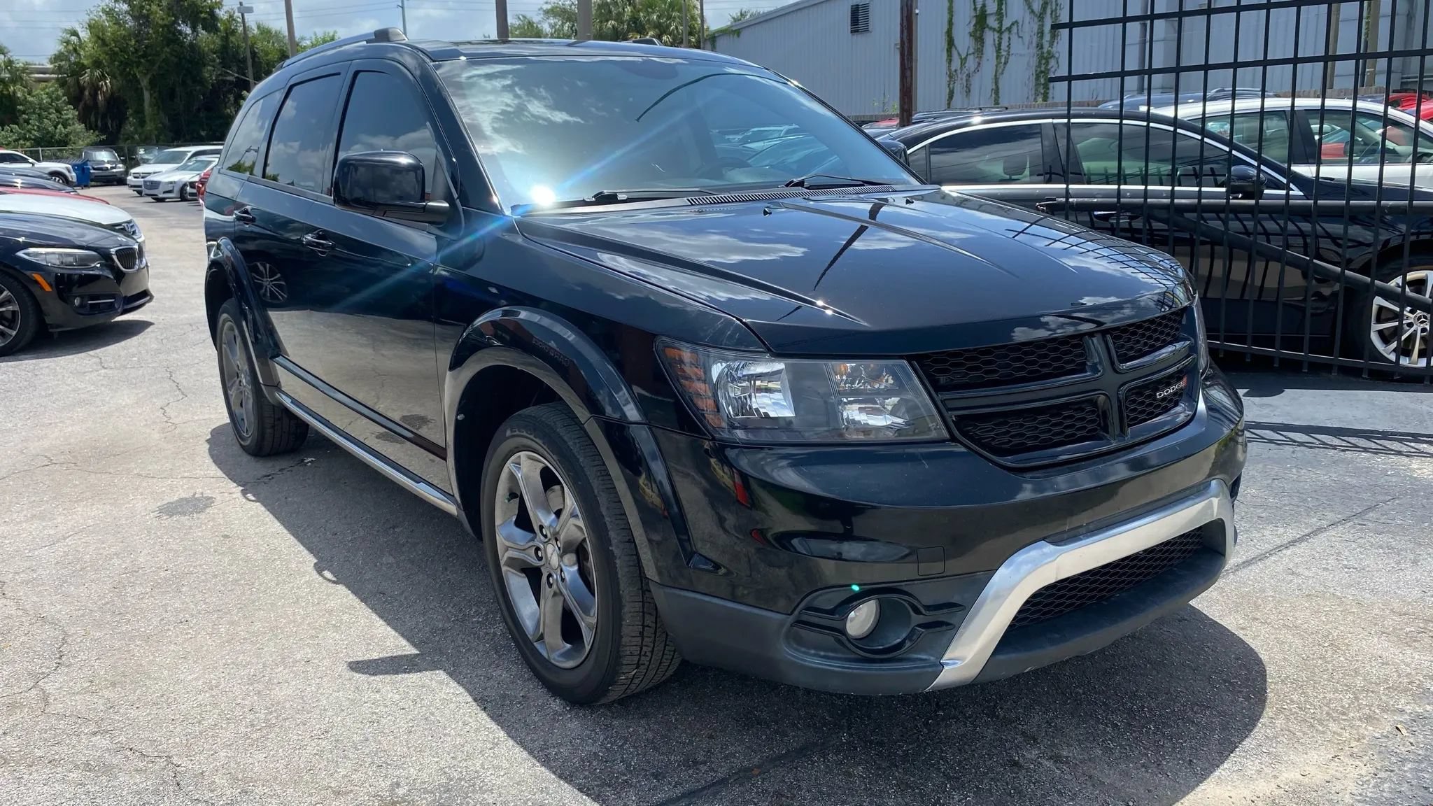 Used 2014 Dodge Journey Crossroad w/ Flexible Seating Group FWD image 3