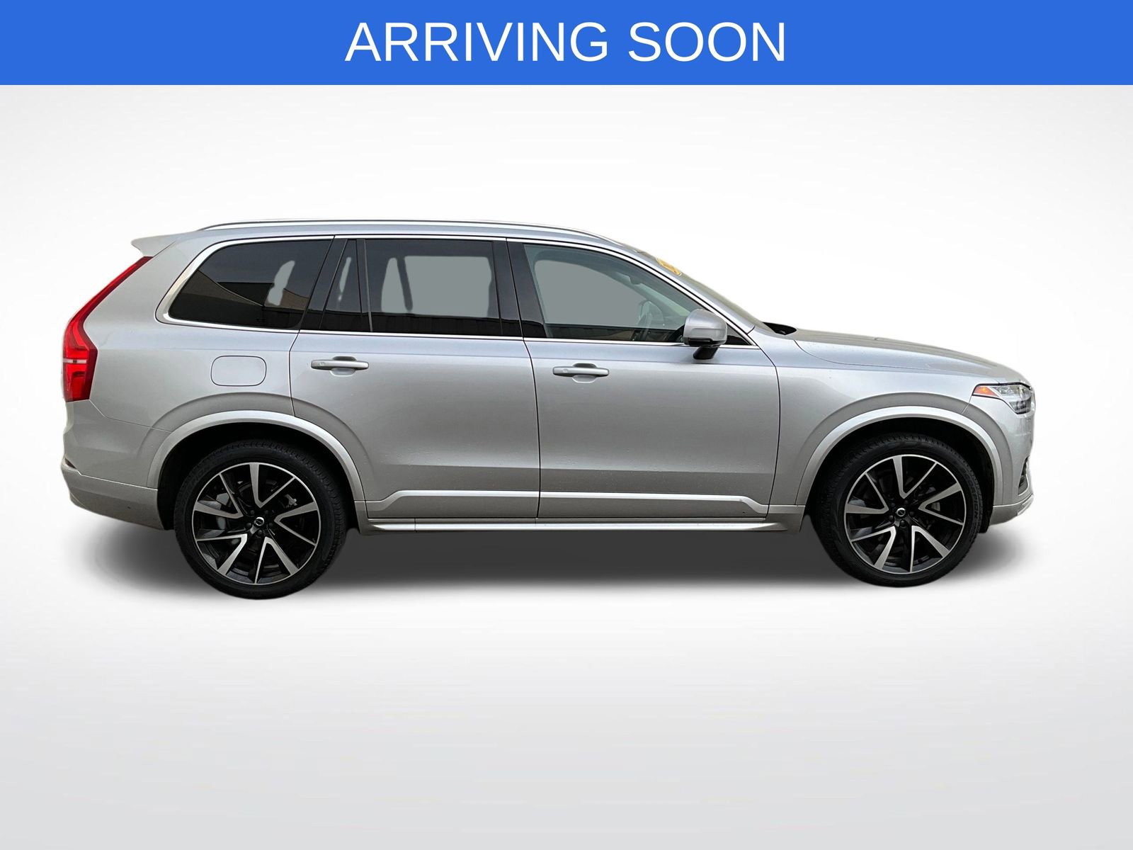 Certified 2022 Volvo XC90 T6 Momentum w/ Advanced Package image 6