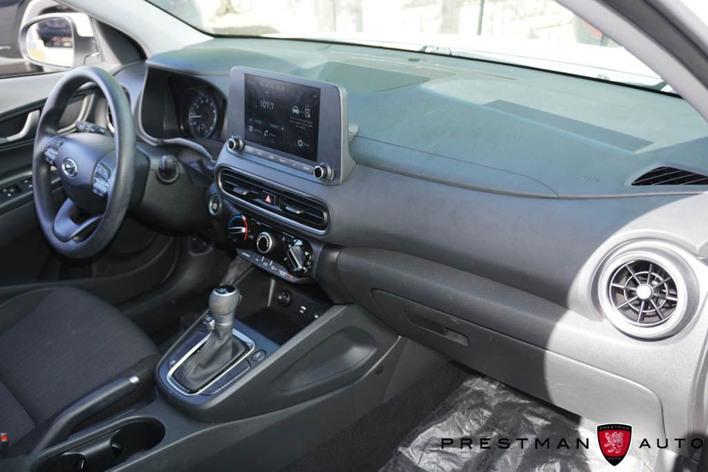 Used 2023 Hyundai Kona SEL AWD/4WD image 39