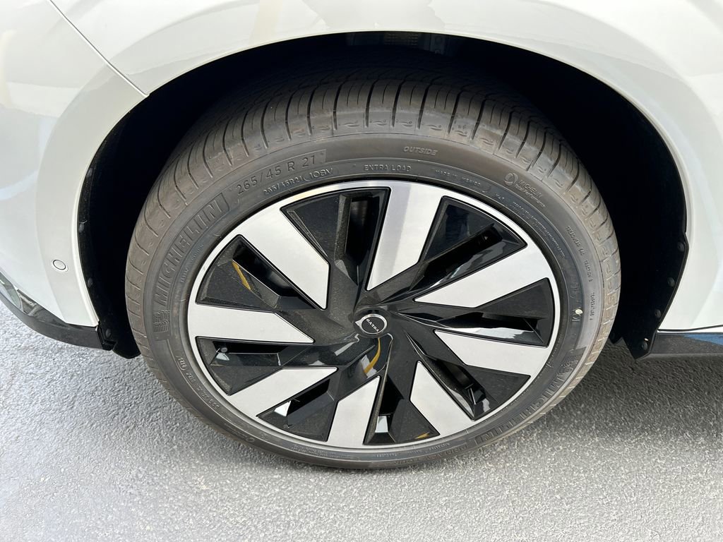 New 2026 Volvo EX90 Plus AWD/4WD image 8