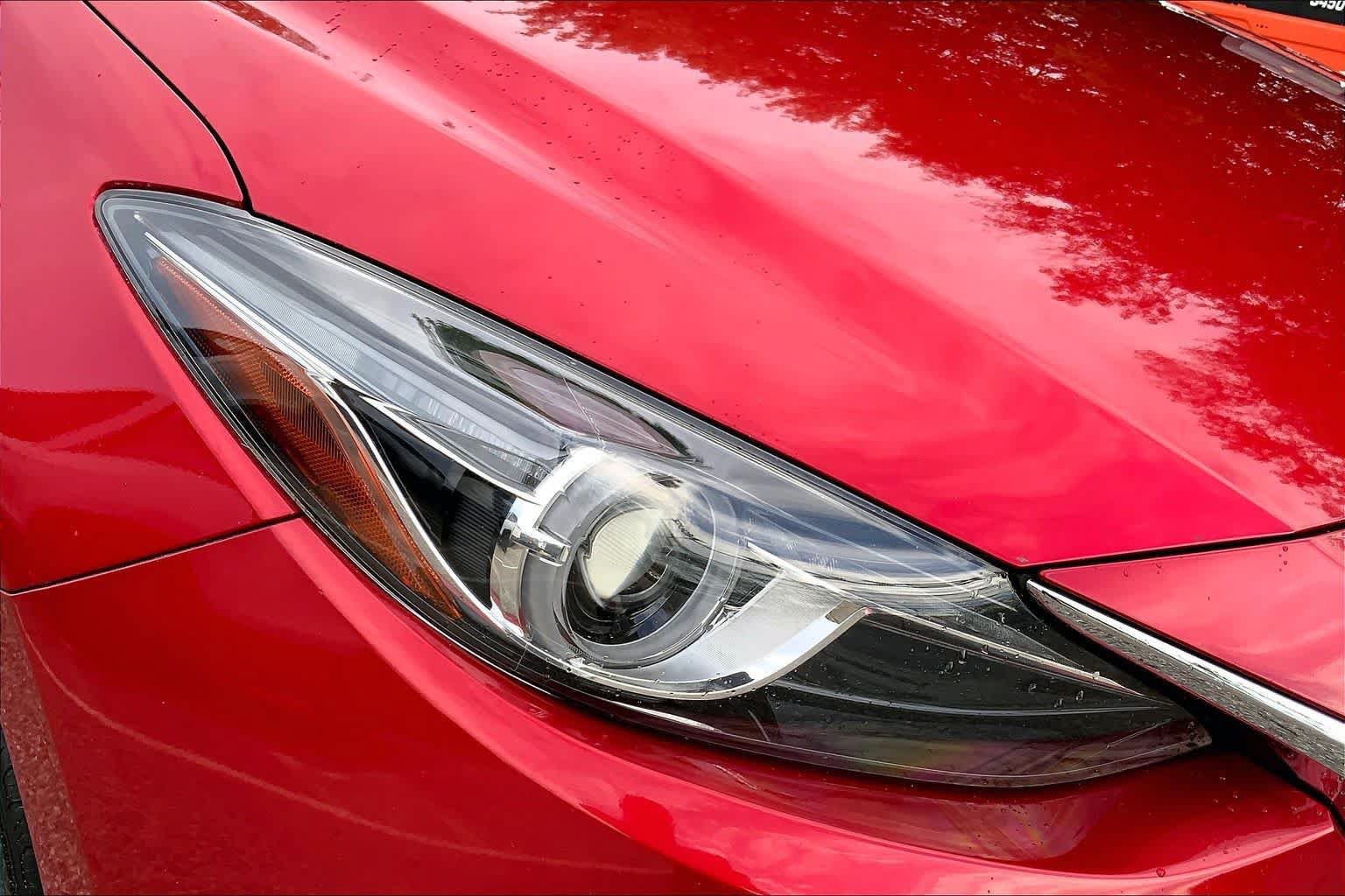 Used 2014 MAZDA MAZDA3 s Grand Touring w/ Technology Package FWD image 27