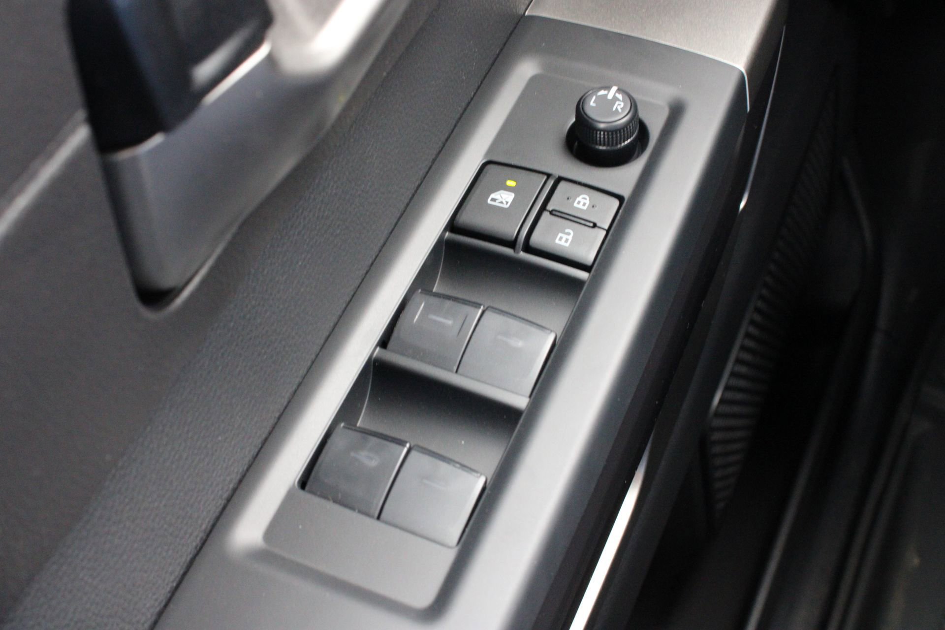 New 2026 Toyota Tundra SR5 image 23