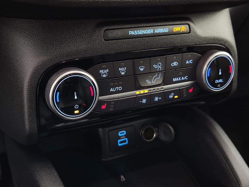 Used 2022 Ford Escape SEL w/ Technology Package image 22