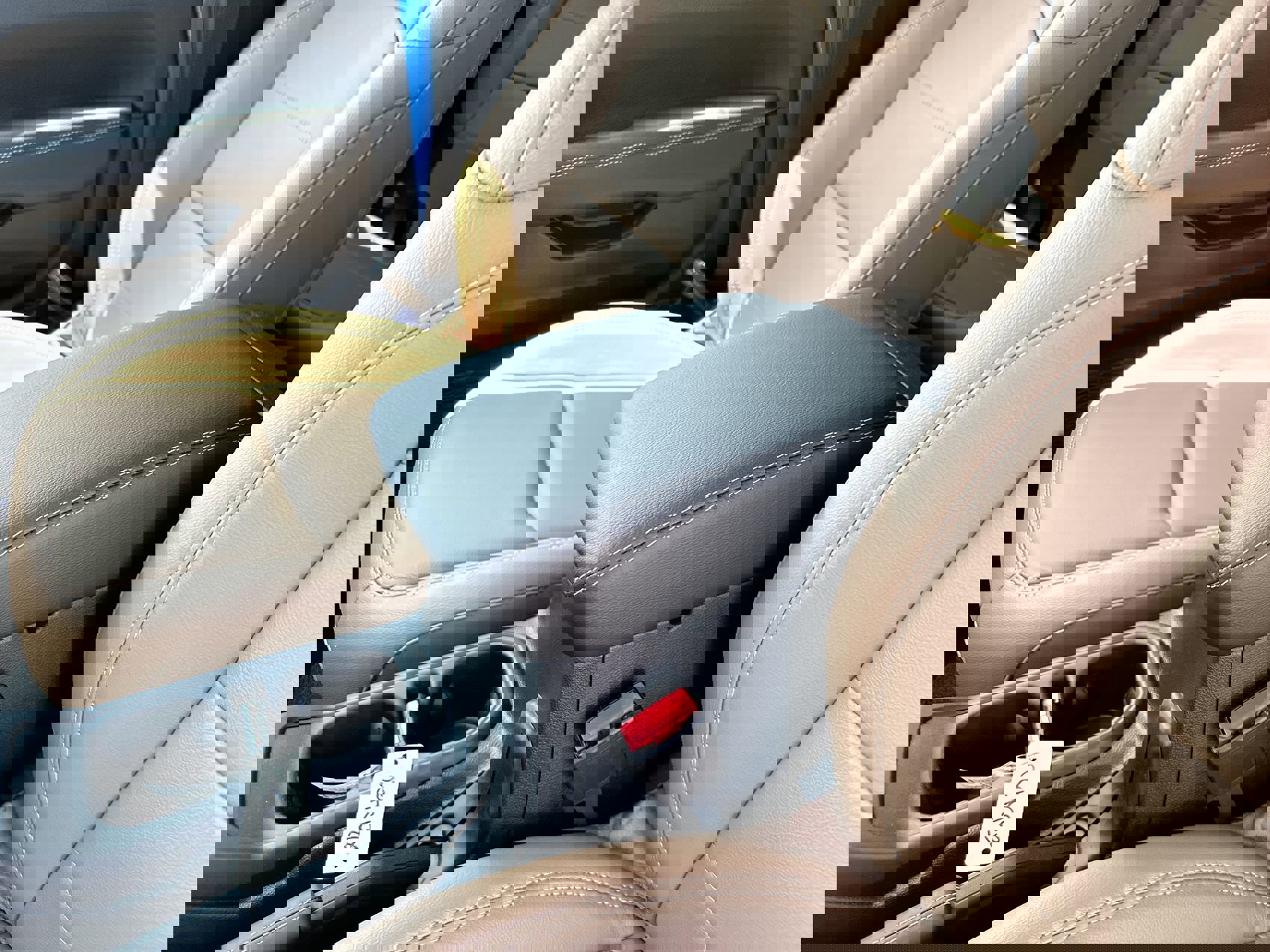 New 2023 Jeep Wrangler Sahara w/ Cold Weather Group image 20