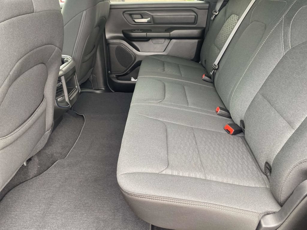 New 2026 RAM 1500 Express AWD/4WD image 38