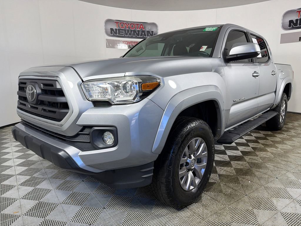 Used 2019 Toyota Tacoma SR5 RWD image 7