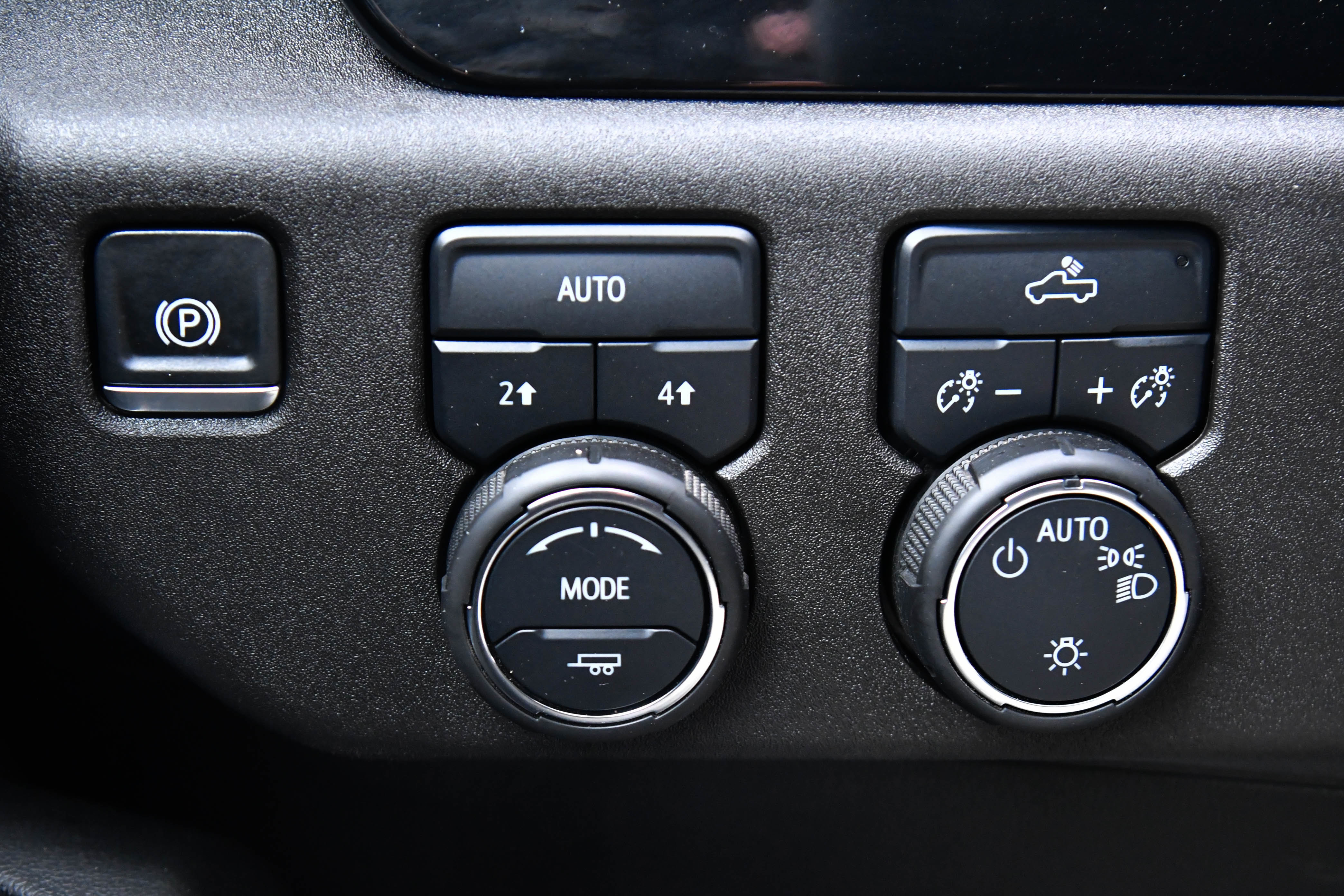 Used 2024 Chevrolet Silverado 1500 LT image 31