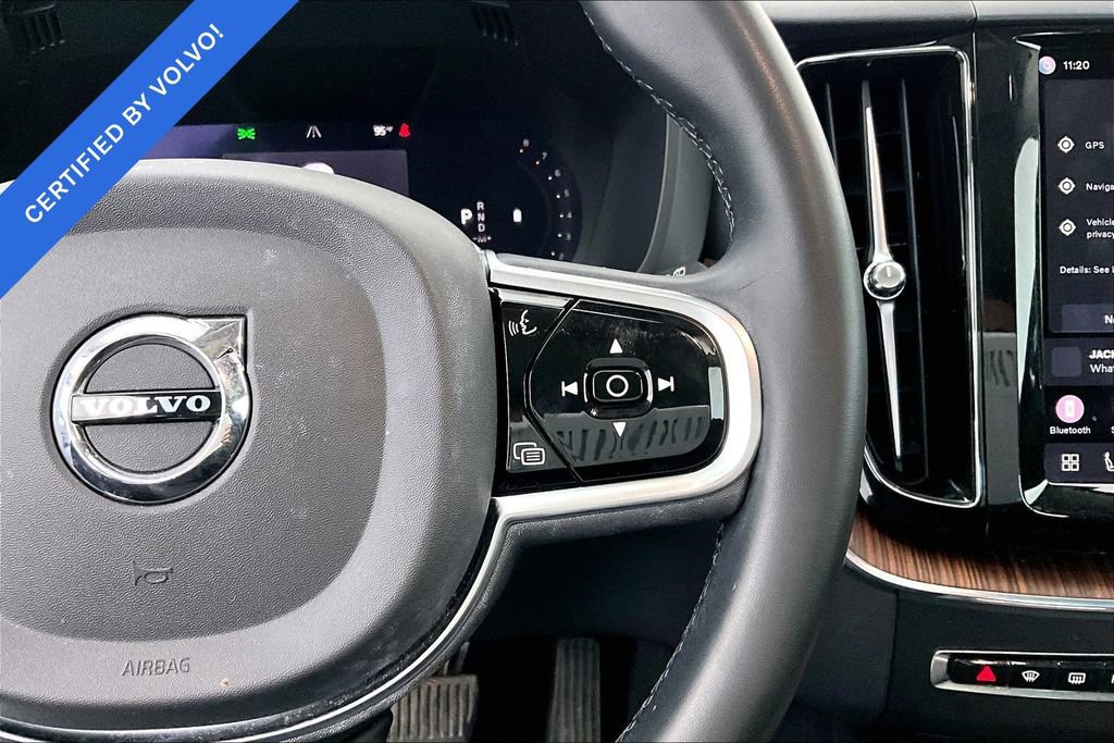 Used 2023 Volvo XC60 B5 Plus AWD/4WD image 23
