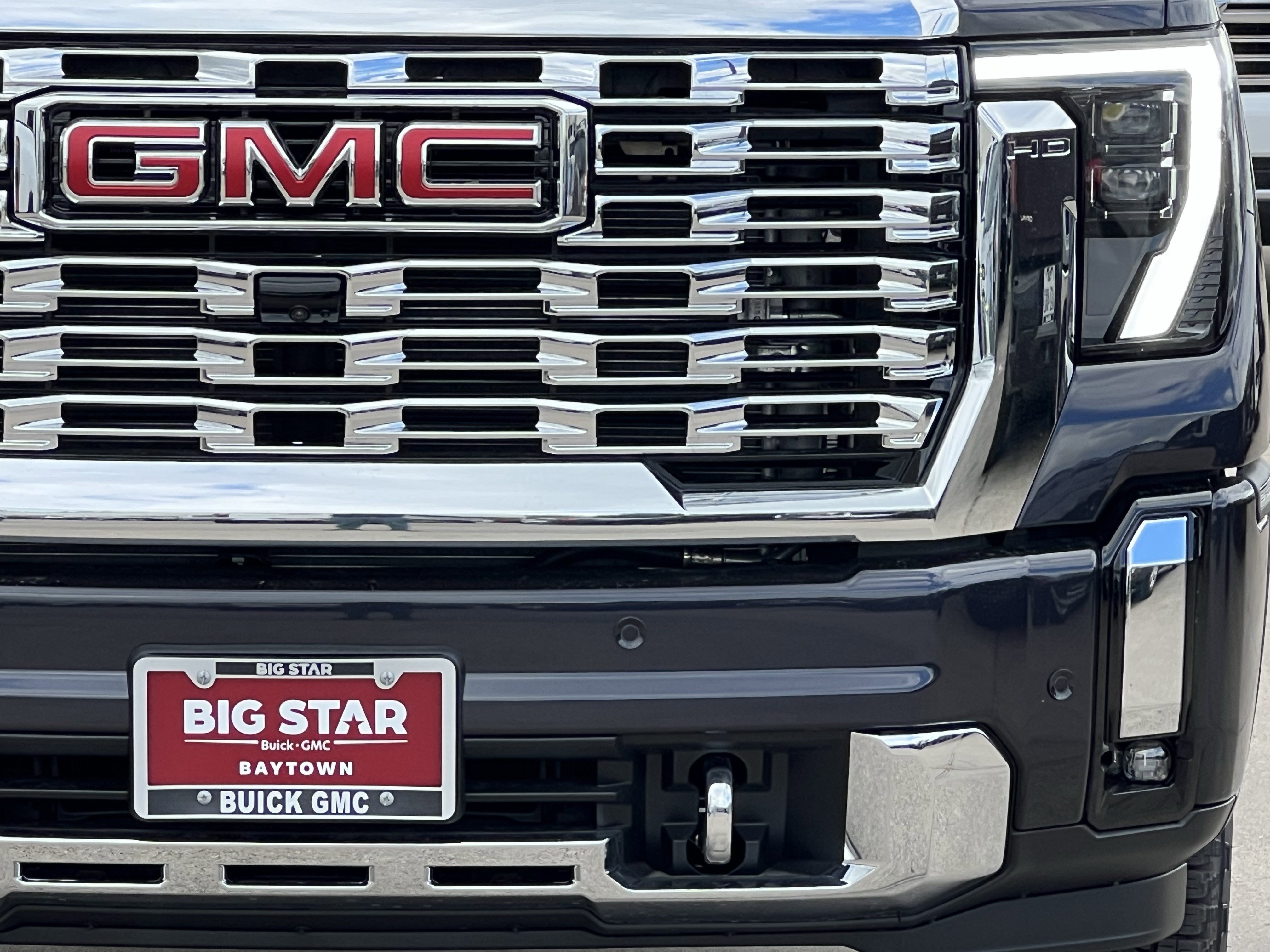 New 2026 GMC Sierra 2500 Denali w/ Denali Reserve Package image 7
