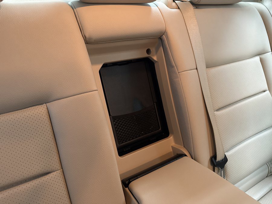 Used 2014 Mercedes-Benz E 350 4MATIC Sedan image 19