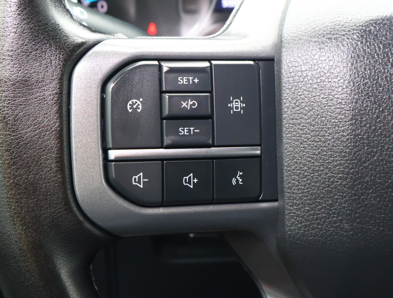 Used 2023 Ford F150 XLT w/ Equipment Group 302A High image 25