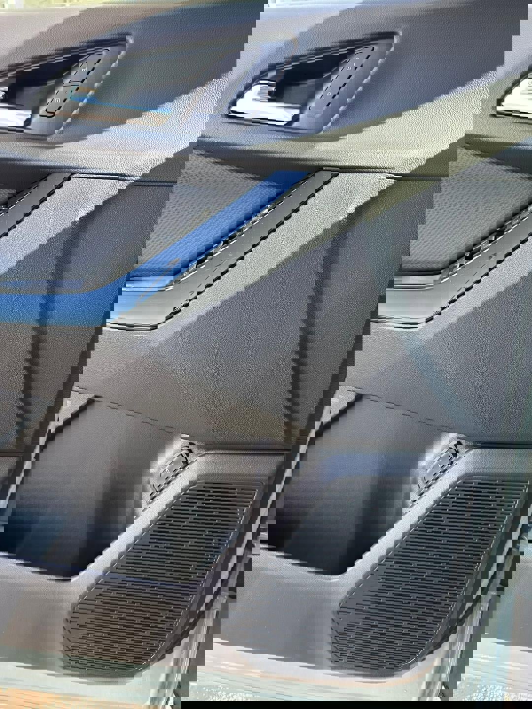 Certified 2025 Chevrolet Equinox LT w/ Convenience Package II image 11