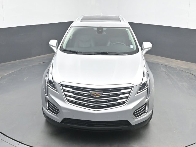 Used 2017 Cadillac XT5 Luxury w/ Driver Awareness Package AWD/4WD image 39
