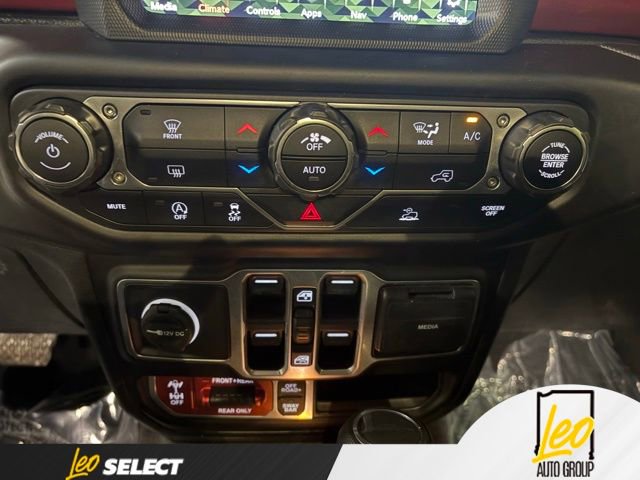 Used 2020 Jeep Gladiator Rubicon AWD/4WD image 16