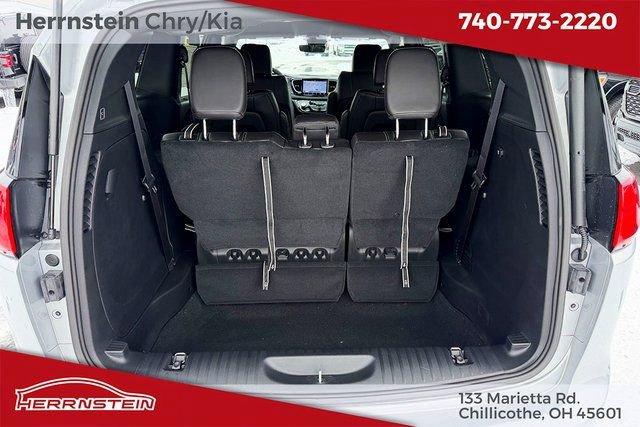 New 2026 Chrysler Voyager LX FWD image 26