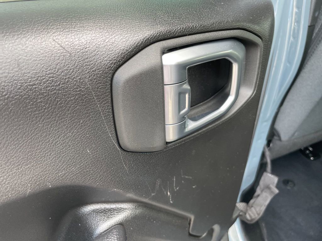 Used 2024 Jeep Wrangler Unlimited image 41