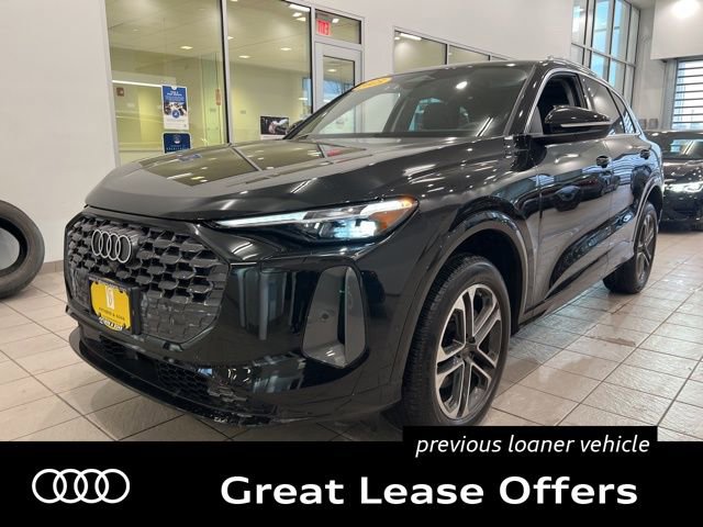 Certified 2025 Audi Q5 Premium w/ Premium Plus AWD/4WD image 3