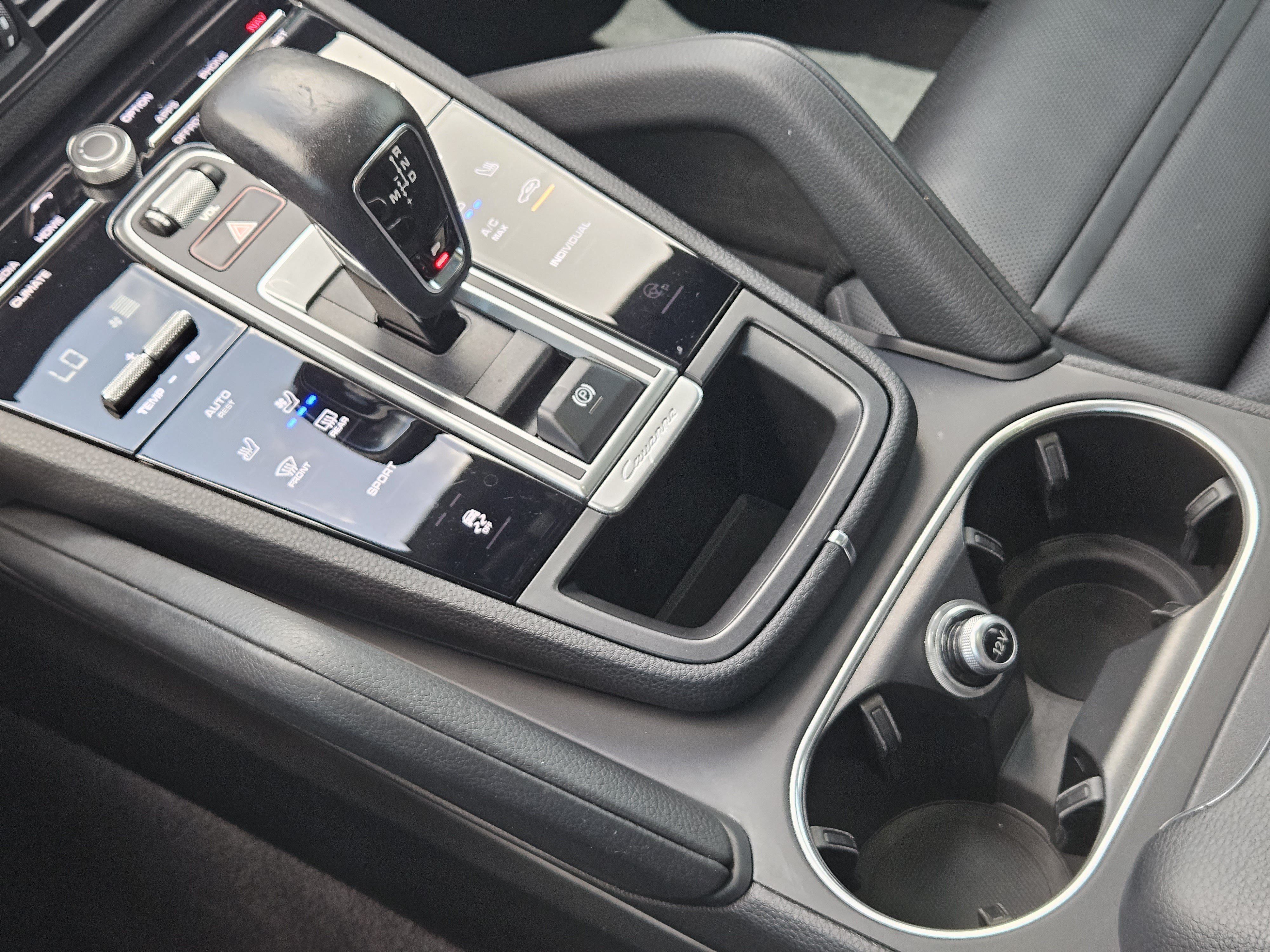 Certified 2023 Porsche Cayenne Platinum Edition AWD/4WD image 20