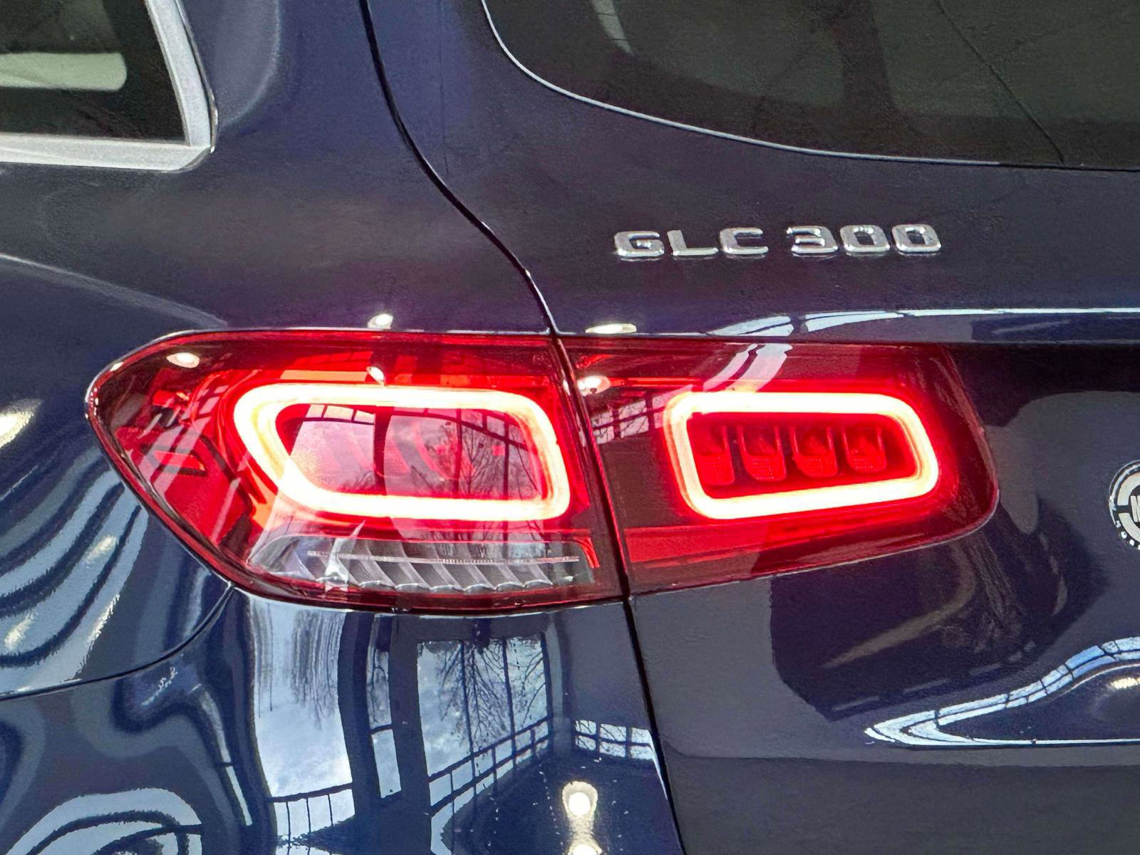 Certified 2022 Mercedes-Benz GLC 300 4MATIC image 8