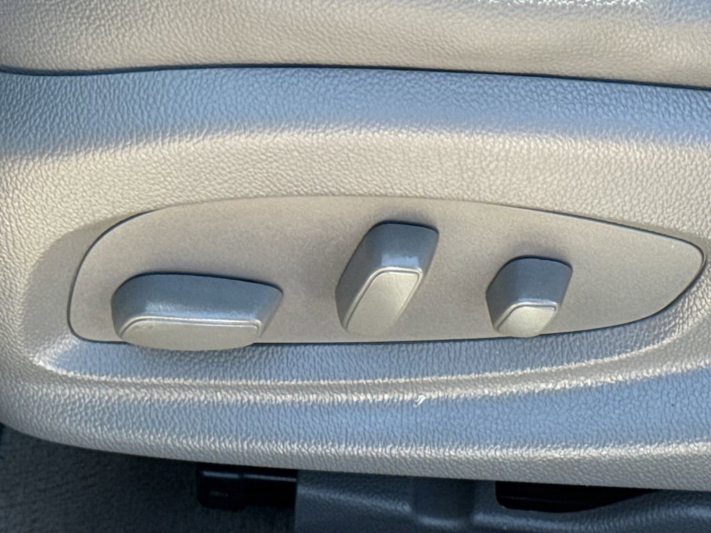 Used 2019 Chevrolet Impala LT image 21