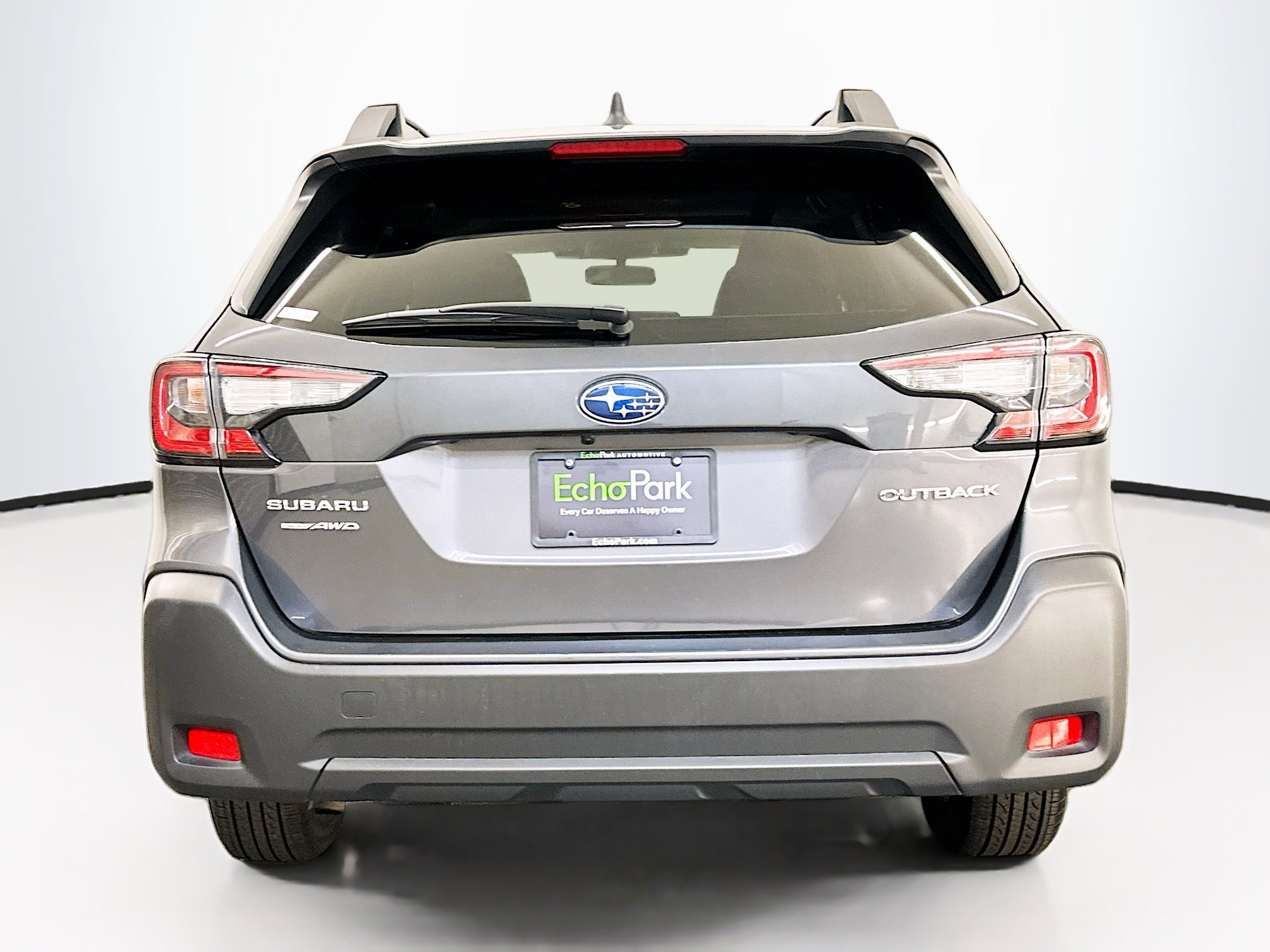Used 2025 Subaru Outback Premium image 7