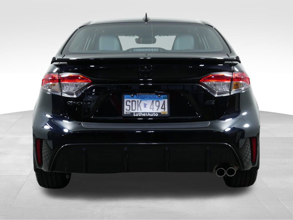Used 2025 Toyota Corolla SE w/ Convenience Package image 9