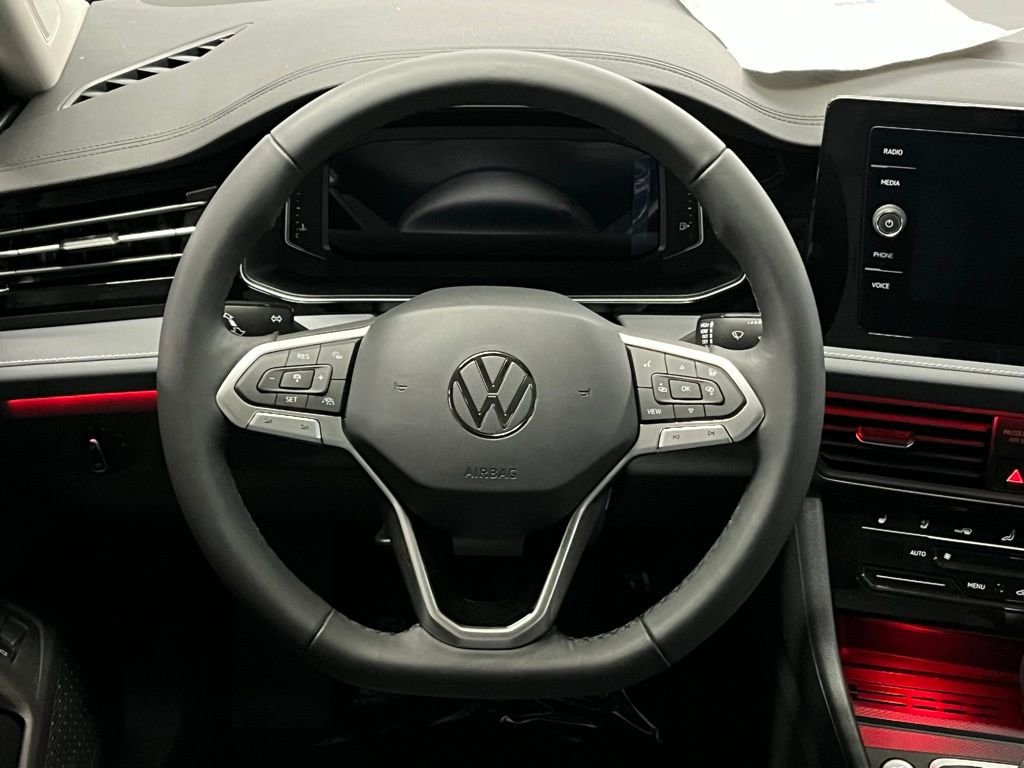 New 2026 Volkswagen Jetta SEL FWD image 9