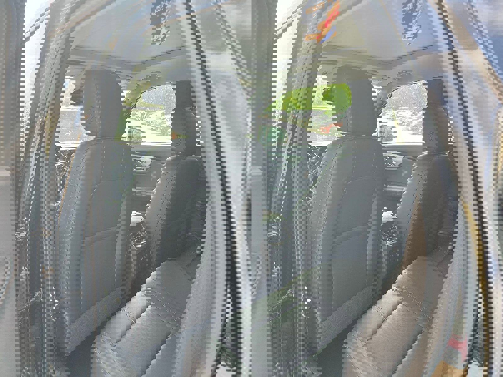 Used 2019 Chevrolet Blazer LT w/ Sun and Wheels Package FWD image 16