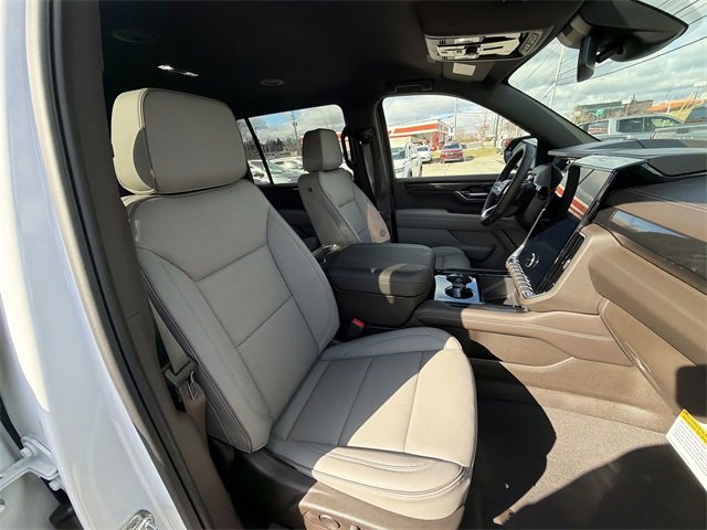 New 2026 GMC Yukon XL Elevation w/ LPO, Floor Liner Package image 21
