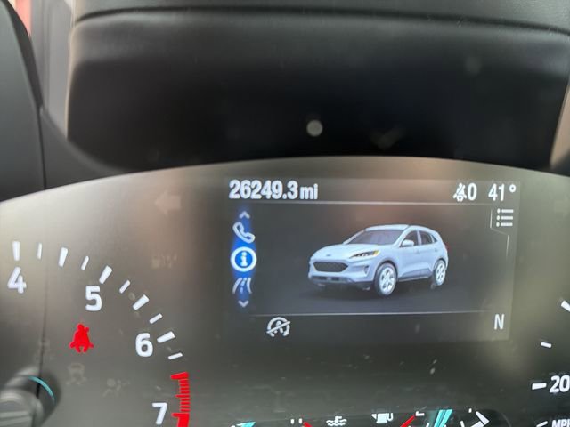 Used 2020 Ford Escape SE image 17