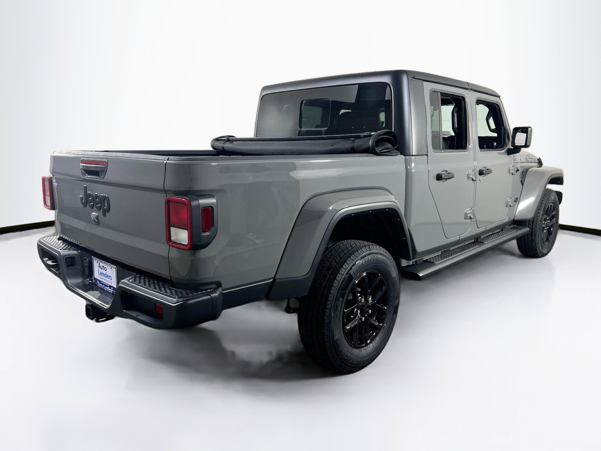 Used 2022 Jeep Gladiator Sport image 5