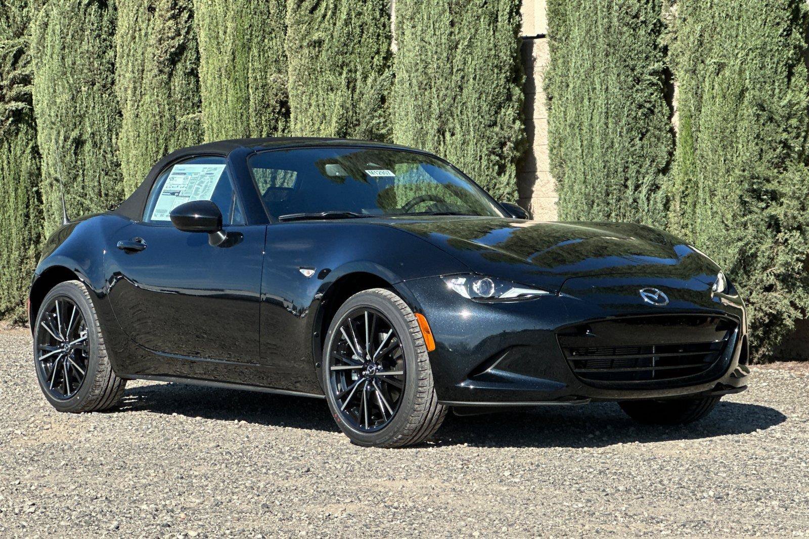 New 2026 MAZDA MX-5 Miata Grand Touring w/ Weather Package RWD image 9