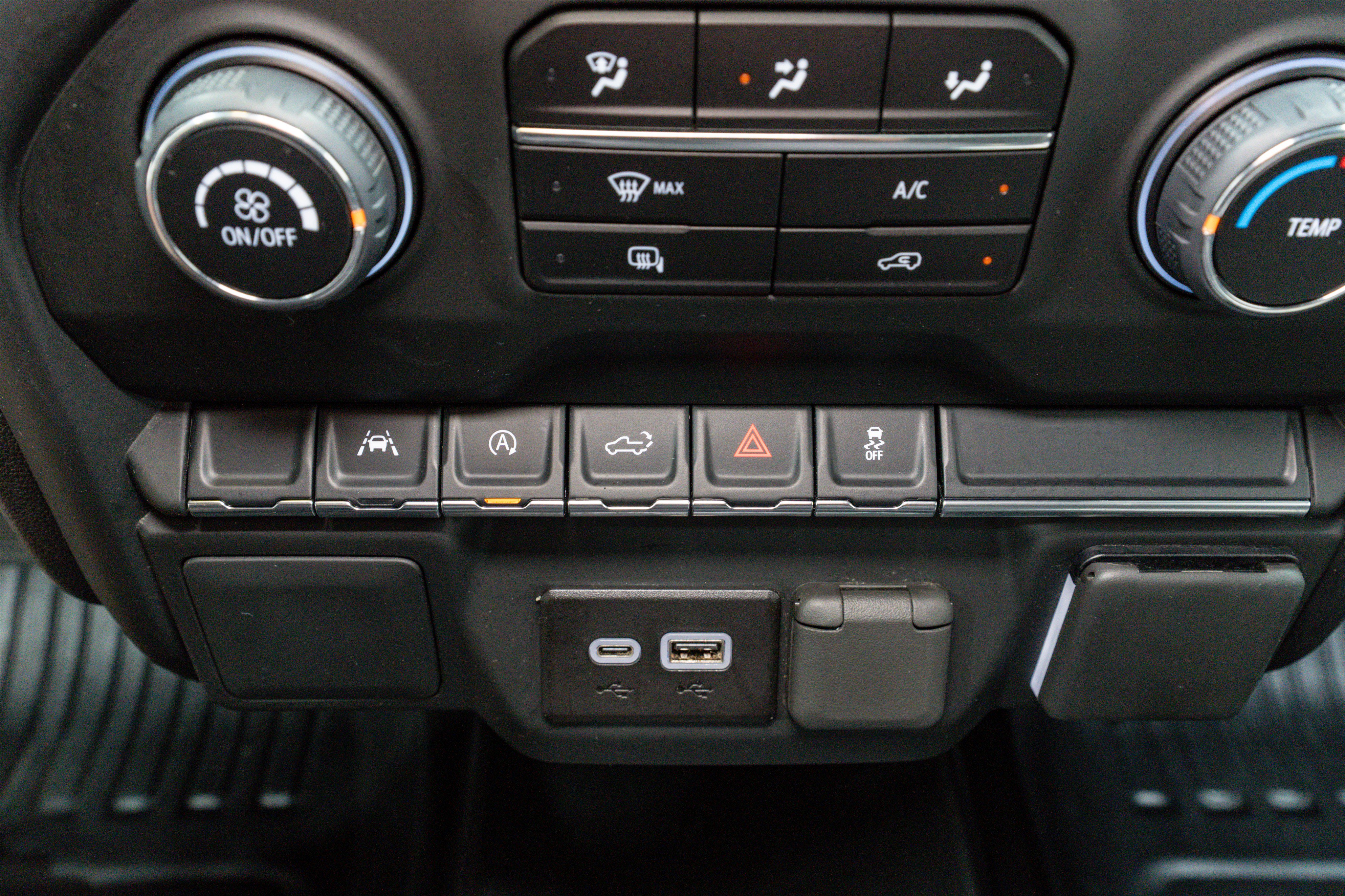 Used 2024 Chevrolet Silverado 1500 W/T image 21