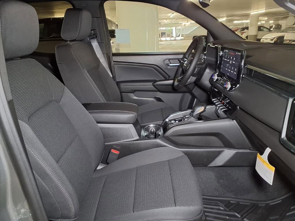 New 2026 GMC Canyon Elevation w/ Convenience Package RWD image 6