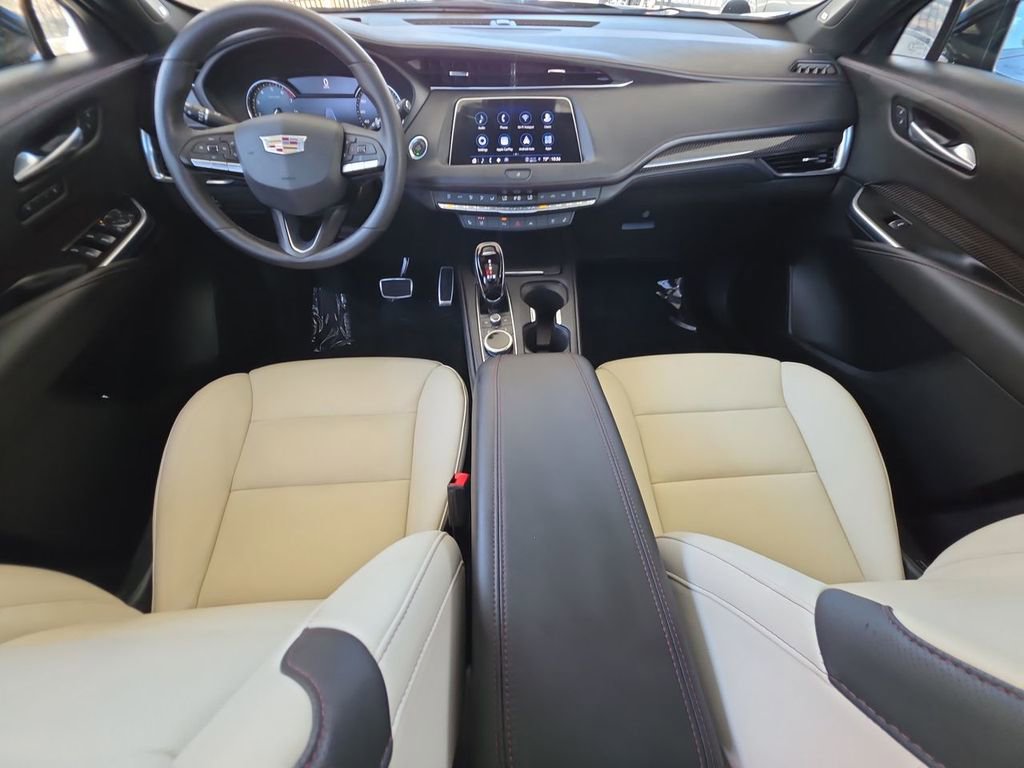 Used 2023 Cadillac XT4 Sport FWD image 21