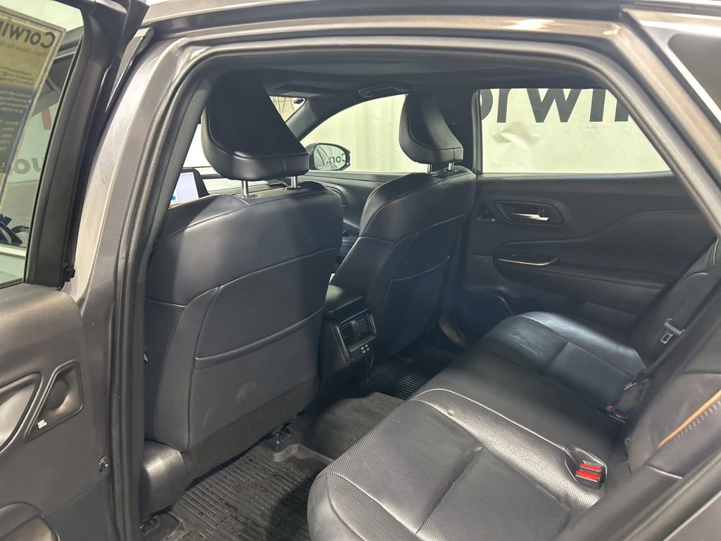Used 2023 Toyota Crown Limited AWD/4WD image 18