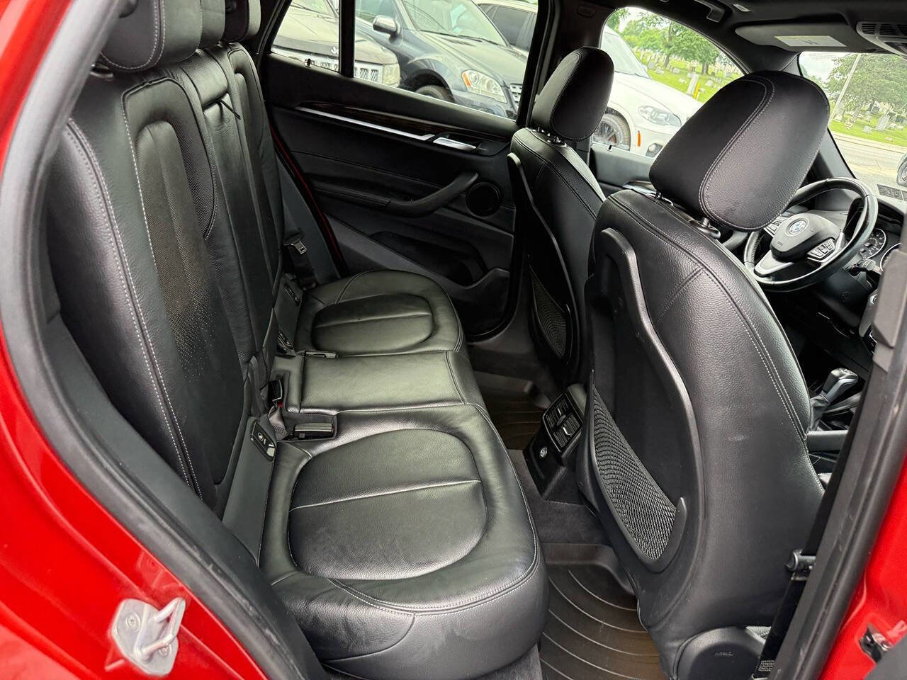 Used 2018 BMW X1 xDrive28i image 11