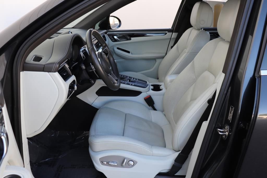 Used 2017 Porsche Macan S image 17