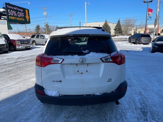 Used 2013 Toyota RAV4 LE image 4