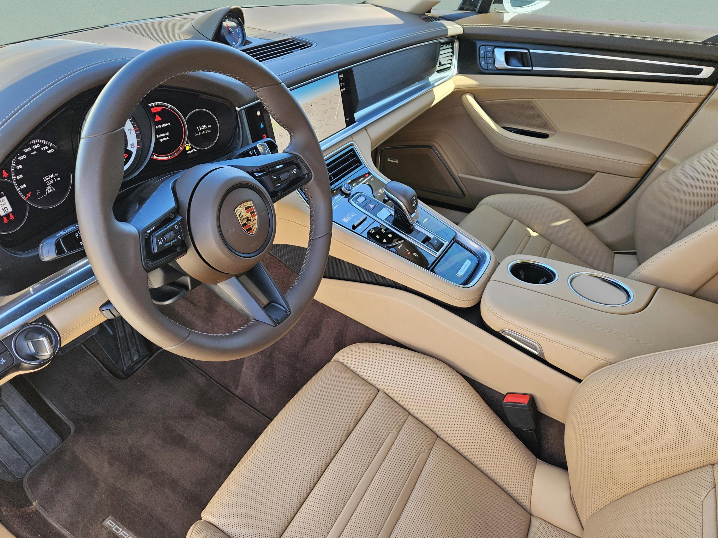 Certified 2023 Porsche Panamera Platinum Edition image 10