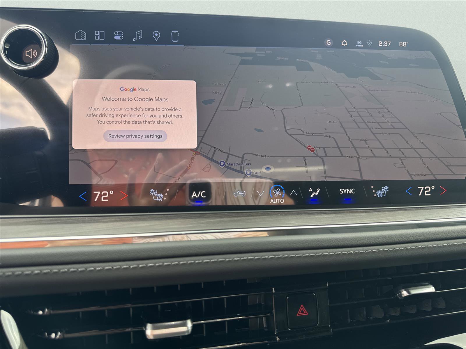 New 2026 Chevrolet Suburban LT w/ Comfort Package RWD image 38