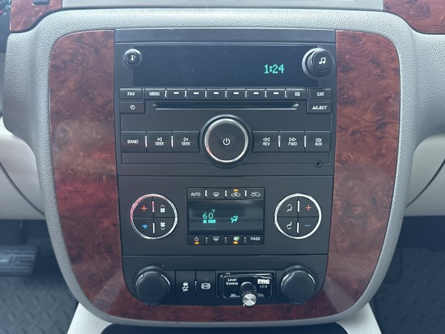 Used 2014 Chevrolet Silverado 2500 LTZ AWD/4WD image 14