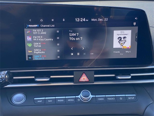 Used 2024 Hyundai Elantra SEL w/ Convenience Package image 24