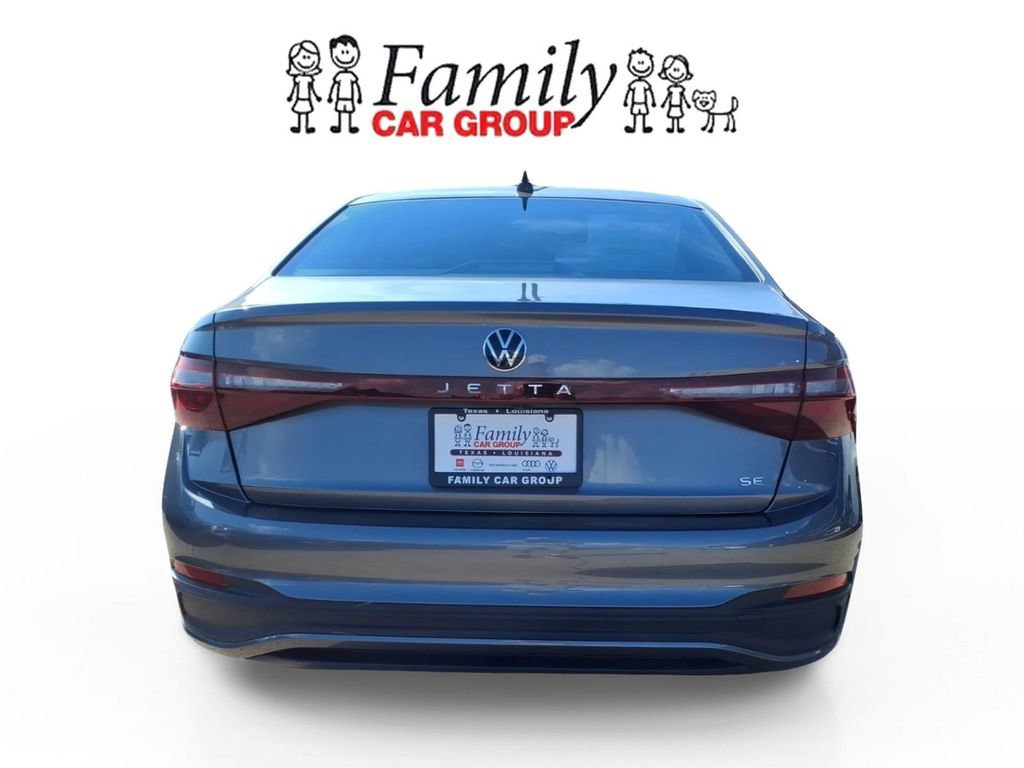 Used 2025 Volkswagen Jetta SE w/ Sunroof Package FWD image 3