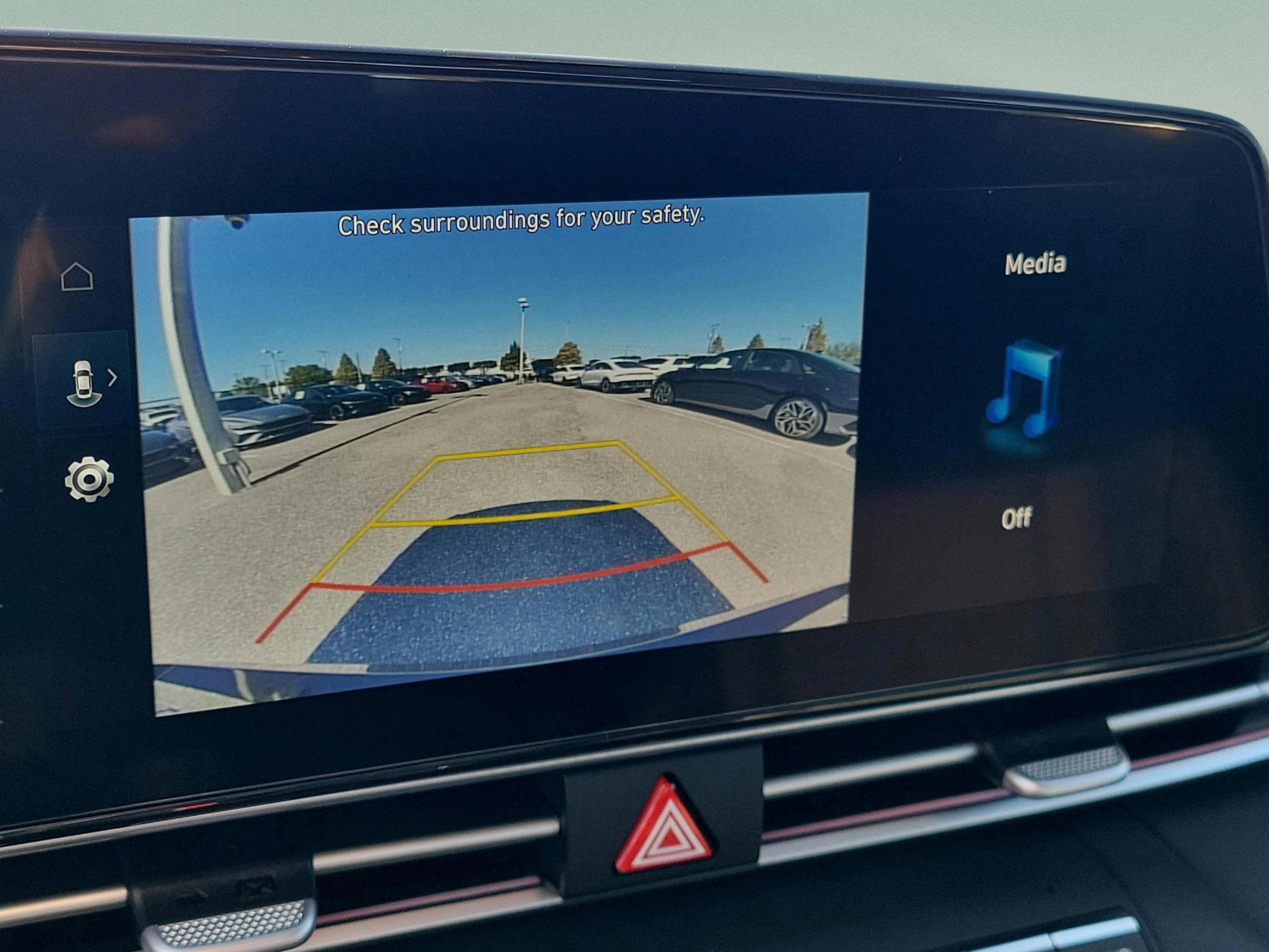 New 2026 Hyundai Elantra Limited image 26