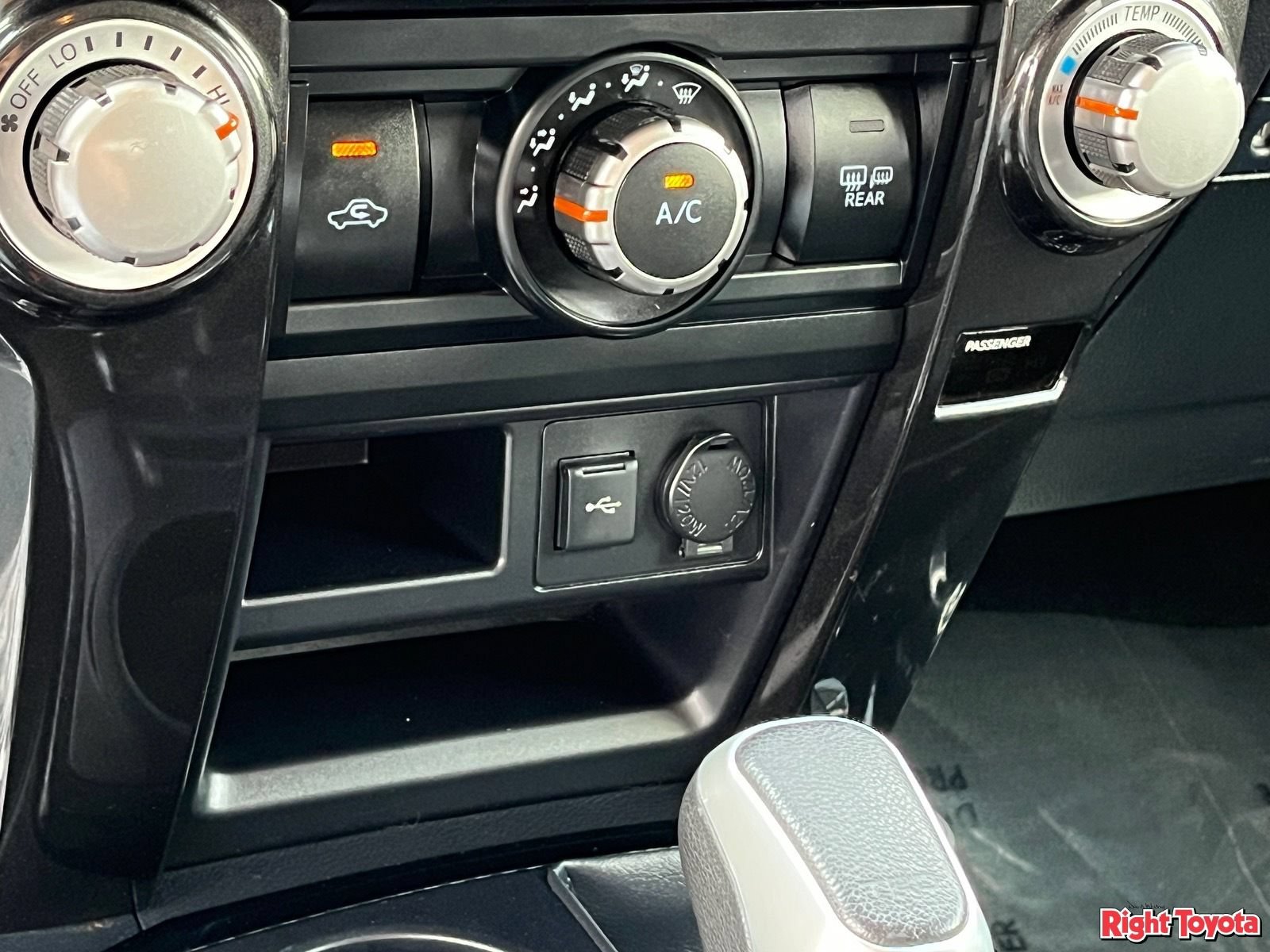 Certified 2020 Toyota 4Runner TRD Off-Road Premium w/ Moonroof Package AWD/4WD image 30